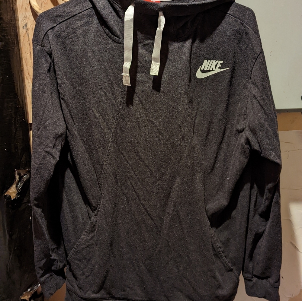 Gray Nike heavy long sleeve hoodie